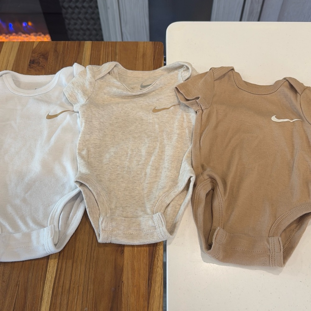 Nike Kids Bodysuits - White, Gray, Tan